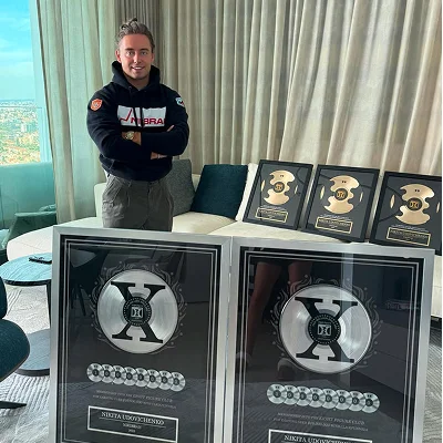 Akademische Exzellenz - Timeline step 3